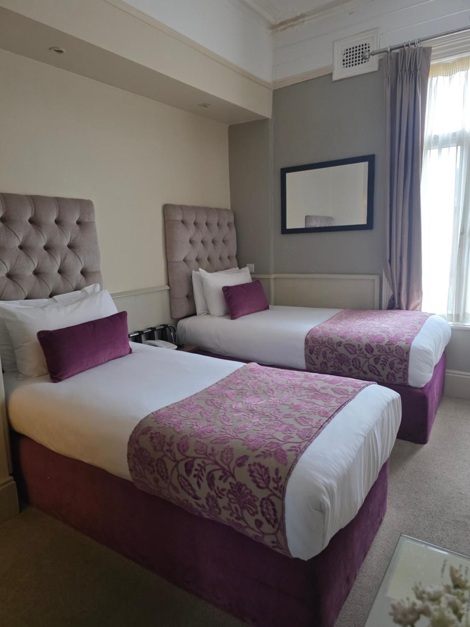 Maples House Hotel 3*